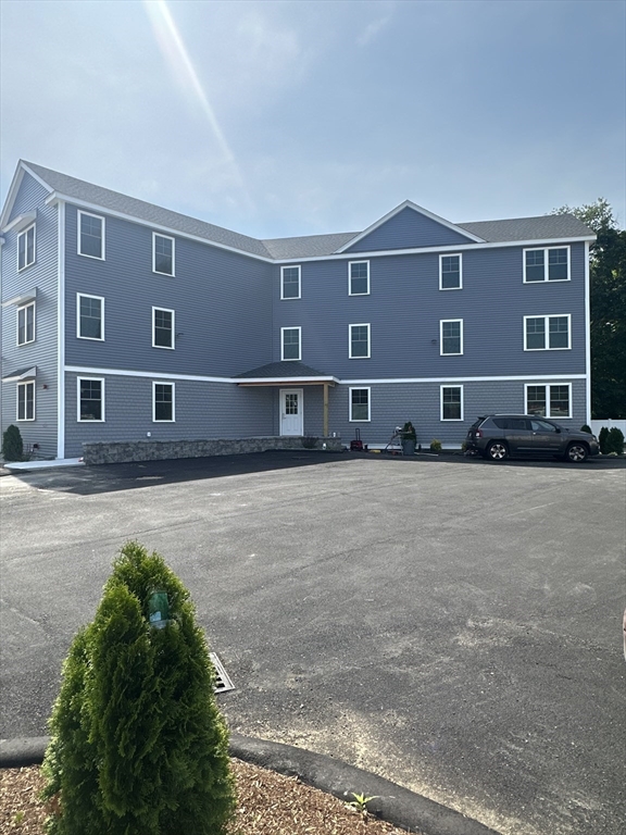 73-77 Union St, Holbrook, Massachusetts, ,Commercial Sale,For Sale,Union St,73395143