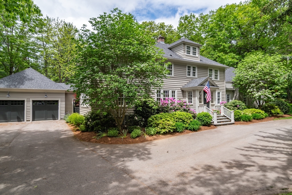 617 South Street, Needham, Massachusetts, 4 Bedrooms Bedrooms, 10 Rooms Rooms,3.5 BathroomsBathrooms,Residential,For Sale,South Street,73378469