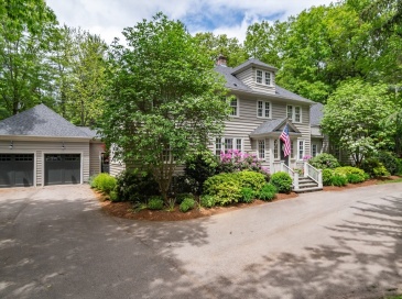 617 South Street, Needham, Massachusetts, 4 Bedrooms Bedrooms, 10 Rooms Rooms,3.5 BathroomsBathrooms,Residential,For Sale,South Street,73378469