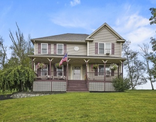 43 New Braintree Road, North Brookfield, Massachusetts, 3 Bedrooms Bedrooms, 6 Rooms Rooms,2.5 BathroomsBathrooms,Residential,For Sale,New Braintree Road,73427947