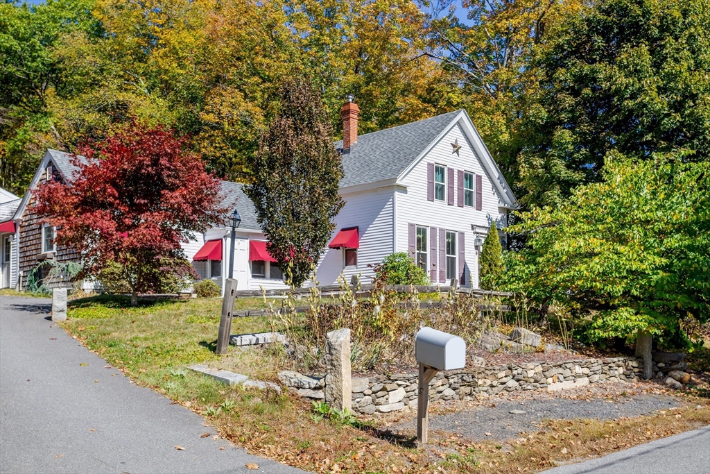 5 River Styx Rd, Ashburnham, Massachusetts, 5 Bedrooms Bedrooms, 10 Rooms Rooms,2 BathroomsBathrooms,Residential,For Sale,River Styx Rd,73441975