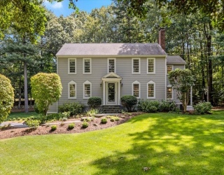 198 Pine St, Norwell, Massachusetts, 4 Bedrooms Bedrooms, 8 Rooms Rooms,2.5 BathroomsBathrooms,Residential,For Sale,Pine St,73427726