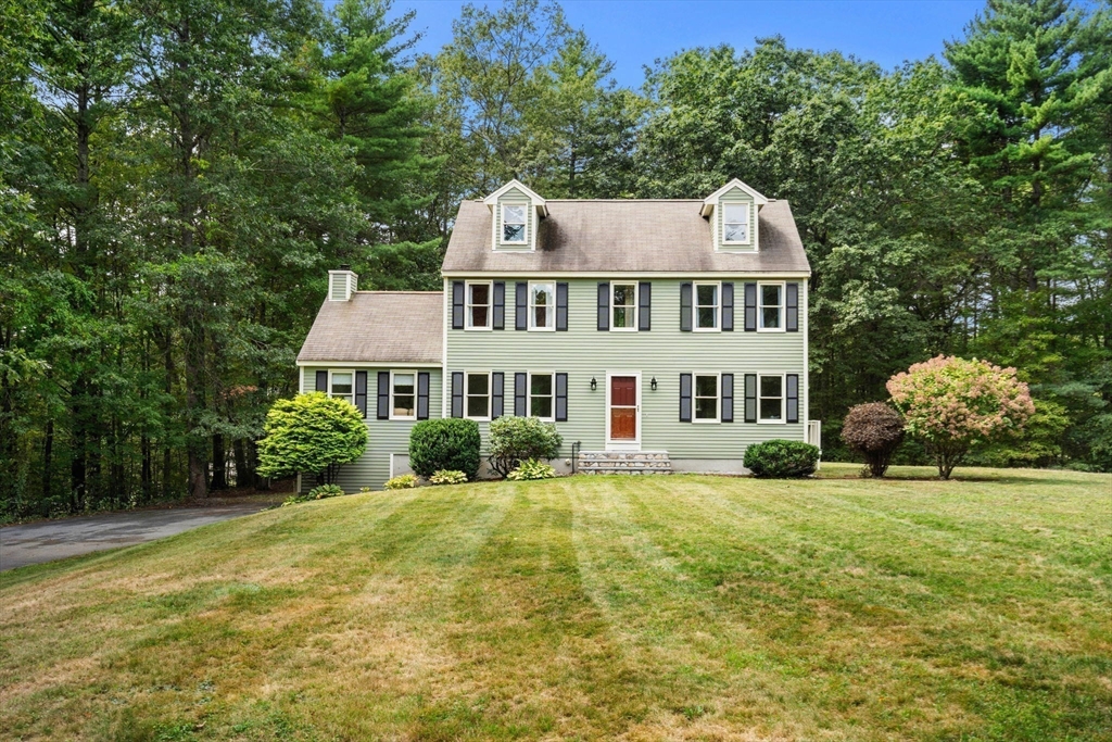 59 Spencer Cir, Groton, Massachusetts, 3 Bedrooms Bedrooms, 8 Rooms Rooms,2.5 BathroomsBathrooms,Residential,For Sale,Spencer Cir,73428548