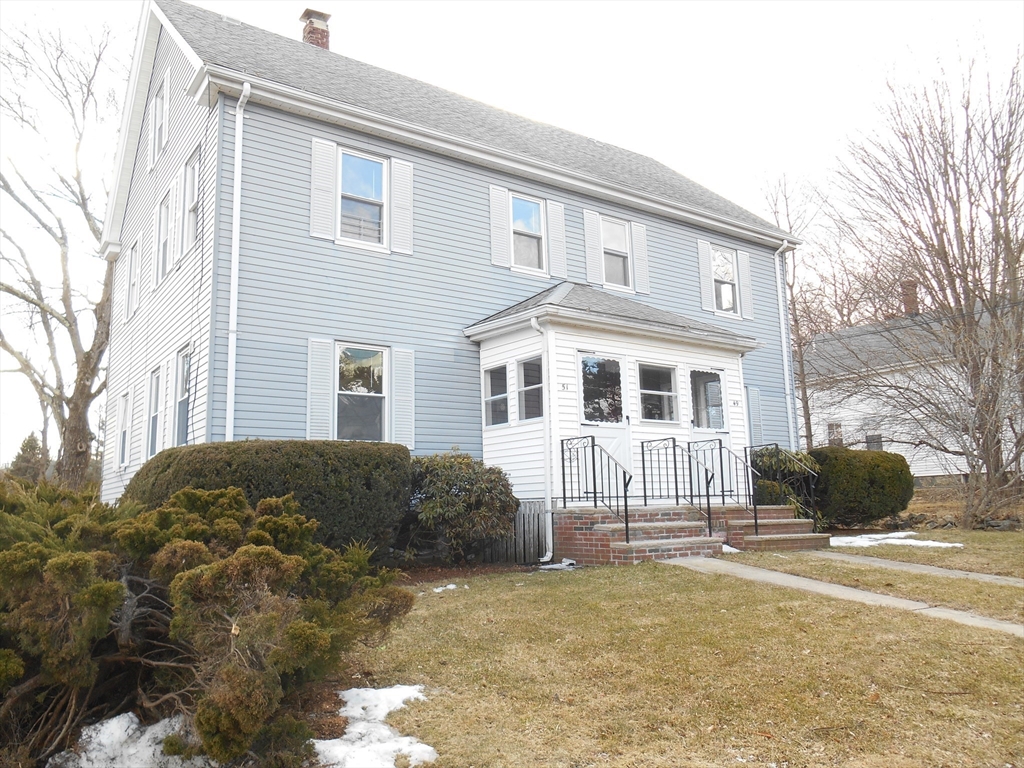 49-51 Davis Avenue, Norwood, Massachusetts, 6 Bedrooms Bedrooms, 10 Rooms Rooms,2.5 BathroomsBathrooms,Residential Income,For Sale,Davis Avenue,73434372