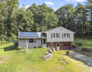 86 Town Farm Rd, Sutton, Massachusetts, 3 Bedrooms Bedrooms, 6 Rooms Rooms,1.5 BathroomsBathrooms,Residential,For Sale,Town Farm Rd,73419945