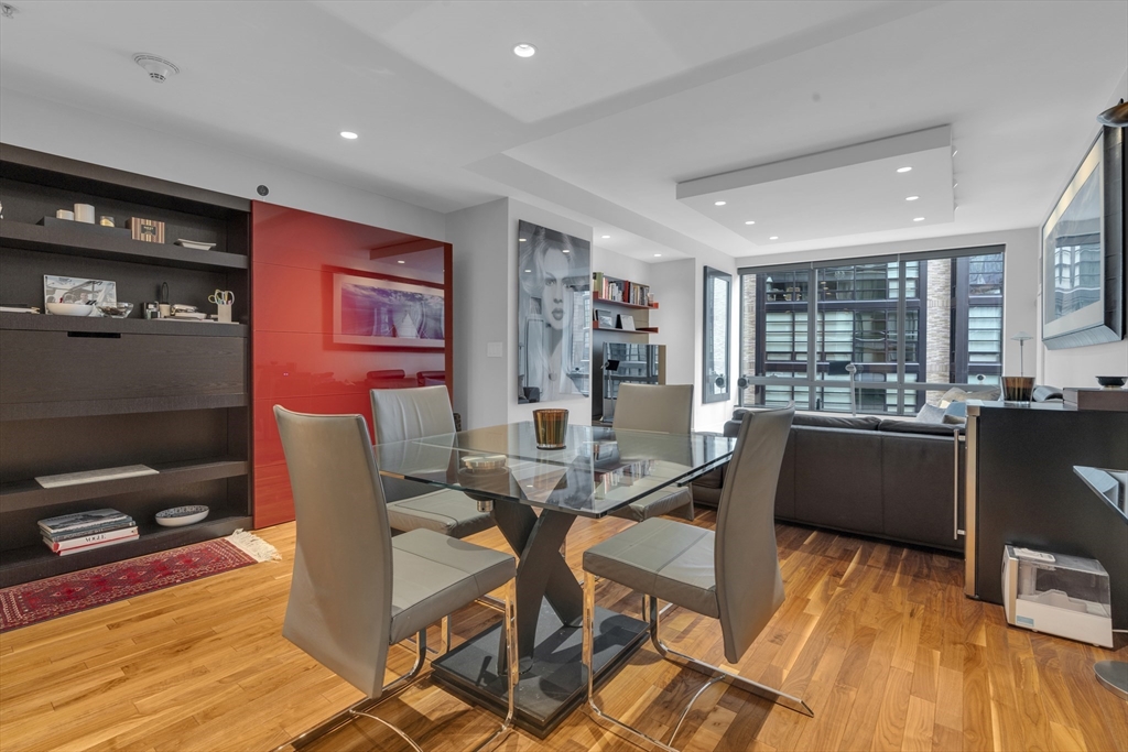 3 Avery Street, Boston, Massachusetts, 2 Bedrooms Bedrooms, 4 Rooms Rooms,3 BathroomsBathrooms,Residential Lease,For Rent,Avery Street,73449594