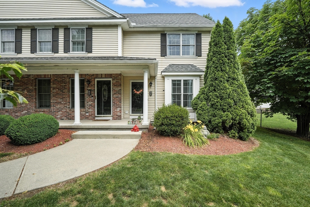 138 Main Street, Westfield, Massachusetts, 2 Bedrooms Bedrooms, 4 Rooms Rooms,1.5 BathroomsBathrooms,Residential,For Sale,Main Street,73435765