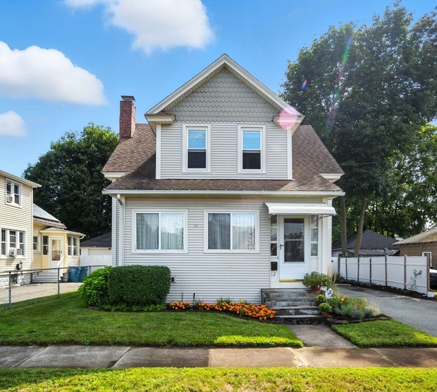 12 Cedar Ave, West Springfield, Massachusetts, 3 Bedrooms Bedrooms, 7 Rooms Rooms,2 BathroomsBathrooms,Residential,For Sale,Cedar Ave,73424811