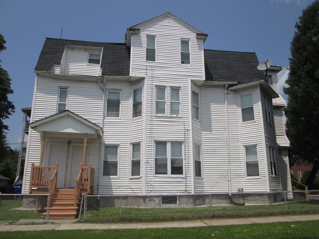 430 Plainfield St, Springfield, Massachusetts, 9 Bedrooms Bedrooms, 15 Rooms Rooms,3.5 BathroomsBathrooms,Residential Income,For Sale,Plainfield St,73396995