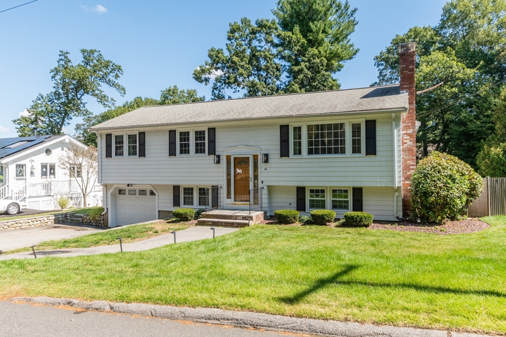 28 Hart St, Burlington, Massachusetts, 5 Bedrooms Bedrooms, 7 Rooms Rooms,2 BathroomsBathrooms,Residential,For Sale,Hart St,73425576