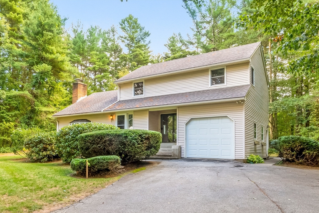 2 Marble Rd, Spencer, Massachusetts, 3 Bedrooms Bedrooms, 6 Rooms Rooms,1.5 BathroomsBathrooms,Residential,For Sale,Marble Rd,73428160