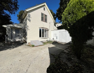 3 Strafford Pl, Westwood, Massachusetts, 3 Bedrooms Bedrooms, 6 Rooms Rooms,2 BathroomsBathrooms,Residential Lease,For Rent,Strafford Pl,73440595