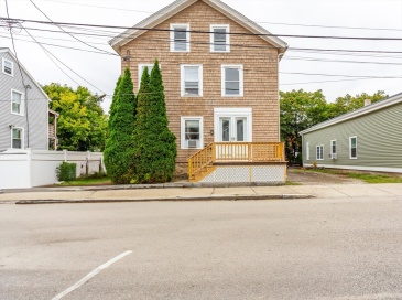 201 Cedar St, New Bedford, Massachusetts, 4 Bedrooms Bedrooms, 10 Rooms Rooms,2 BathroomsBathrooms,Residential Income,For Sale,Cedar St,73434972