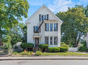 166 Grafton St, Brockton, Massachusetts, 5 Bedrooms Bedrooms, 11 Rooms Rooms,3 BathroomsBathrooms,Residential Income,For Sale,Grafton St,73425164