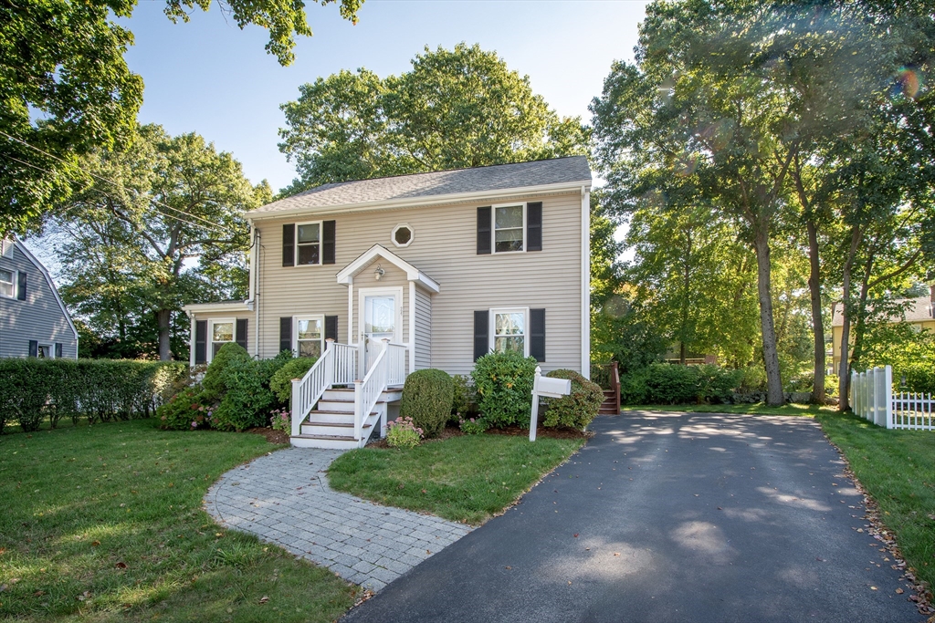24 Briarwood Trail, Weymouth, Massachusetts, 4 Bedrooms Bedrooms, 6 Rooms Rooms,1.5 BathroomsBathrooms,Residential,For Sale,Briarwood Trail,73434252