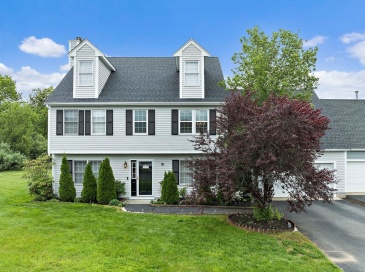 158 Clear Pond Dr, Walpole, Massachusetts, 4 Bedrooms Bedrooms, 9 Rooms Rooms,2.5 BathroomsBathrooms,Residential,For Sale,Clear Pond Dr,73399005