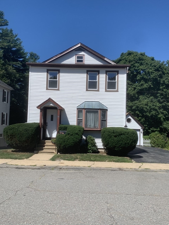52 Halford St, Gardner, Massachusetts, 2 Bedrooms Bedrooms, 5 Rooms Rooms,1 BathroomBathrooms,Residential Lease,For Rent,Halford St,73427128