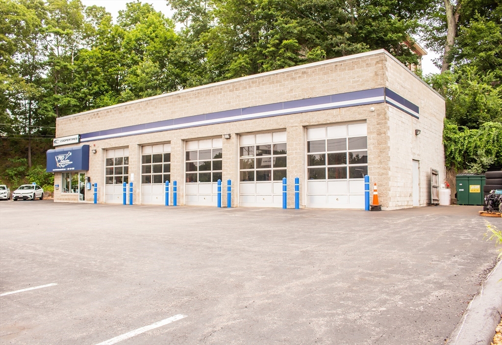 626 South Main Street, Webster, Massachusetts, ,Commercial Lease,For Rent,South Main Street,73409392