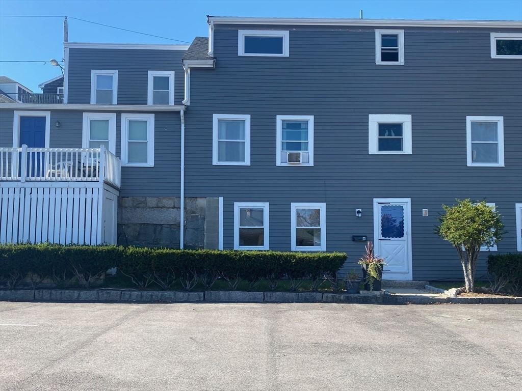 6 Jewett, Rockport, Massachusetts, 1 Bedroom Bedrooms, 3 Rooms Rooms,1 BathroomBathrooms,Residential Lease,For Rent,Jewett,73438318
