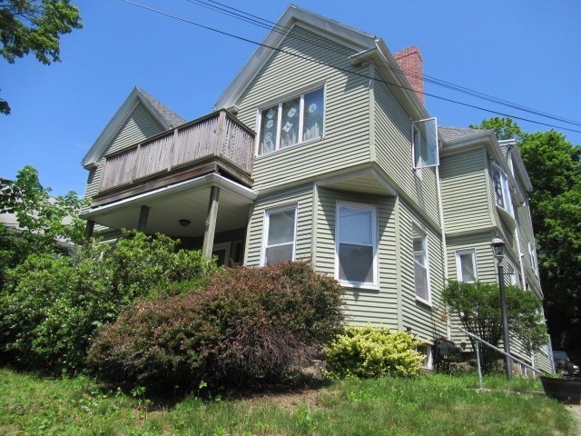 6 Poplar Street, Danvers, Massachusetts, 1 Bedroom Bedrooms, 3 Rooms Rooms,1 BathroomBathrooms,Residential Lease,For Rent,Poplar Street,73445372