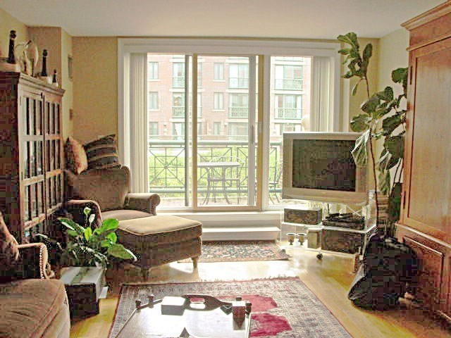 10 Rogers, Cambridge, Massachusetts, 1 Bedroom Bedrooms, 3 Rooms Rooms,1 BathroomBathrooms,Residential,For Sale,Rogers,73450311