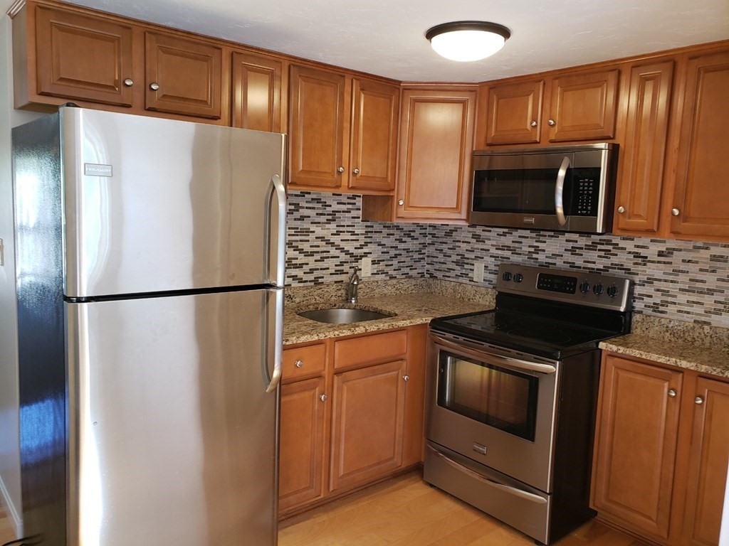 4 Tide View Path, Plymouth, Massachusetts, 1 Bedroom Bedrooms, 3 Rooms Rooms,1 BathroomBathrooms,Residential Lease,For Rent,Tide View Path,73450408