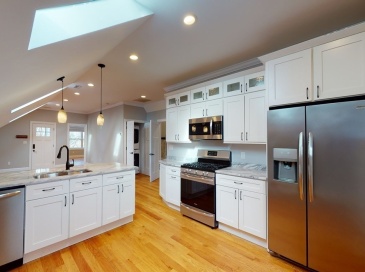 162 Bridge Street, Salem, Massachusetts, 2 Bedrooms Bedrooms, 4 Rooms Rooms,2 BathroomsBathrooms,Residential Lease,For Rent,Bridge Street,73439099