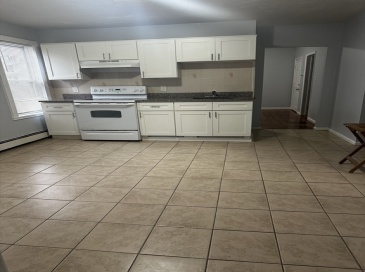 44 Trescott St, Taunton, Massachusetts, 3 Bedrooms Bedrooms, 4 Rooms Rooms,1 BathroomBathrooms,Residential Lease,For Rent,Trescott St,73450605 44 Trescott St, Taunton, Massachusetts, 3 Bedrooms Bedrooms, 4 Rooms Rooms,1 BathroomBathrooms,Residential Lease,For Rent,Trescott St,73450605