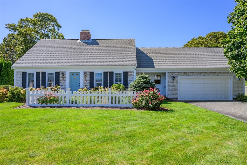 216 Forest Beach Rd, Chatham, Massachusetts, 4 Bedrooms Bedrooms, 7 Rooms Rooms,4 BathroomsBathrooms,Residential,For Sale,Forest Beach Rd,73427284