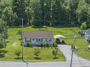 130 W Main St, Norton, Massachusetts, 3 Bedrooms Bedrooms, 5 Rooms Rooms,2 BathroomsBathrooms,Residential,For Sale,W Main St,73396485 130 W Main St, Norton, Massachusetts, 3 Bedrooms Bedrooms, 5 Rooms Rooms,2 BathroomsBathrooms,Residential,For Sale,W Main St,73396485