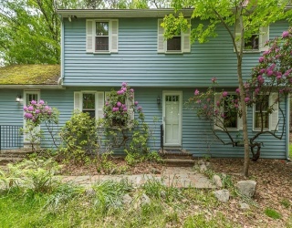 37 Moonpenny Dr, Boxford, Massachusetts, 4 Bedrooms Bedrooms, 9 Rooms Rooms,2.5 BathroomsBathrooms,Residential,For Sale,Moonpenny Dr,73430780