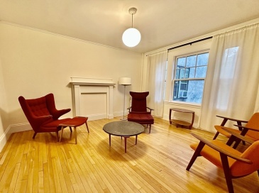 7 Centre St, Cambridge, Massachusetts, 2 Bedrooms Bedrooms, 5 Rooms Rooms,1.5 BathroomsBathrooms,Residential Lease,For Rent,Centre St,73439673