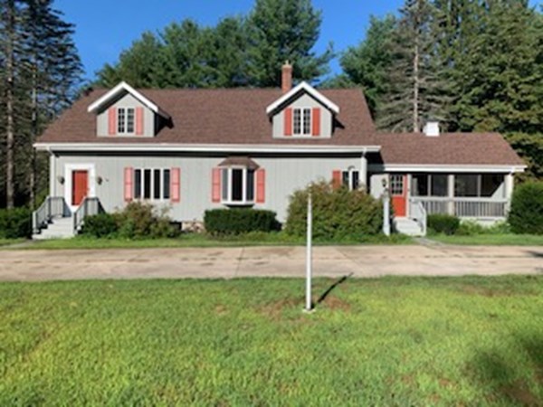 627 West, Walpole, Massachusetts, 4 Bedrooms Bedrooms, 8 Rooms Rooms,2 BathroomsBathrooms,Residential Lease,For Rent,West,73396520