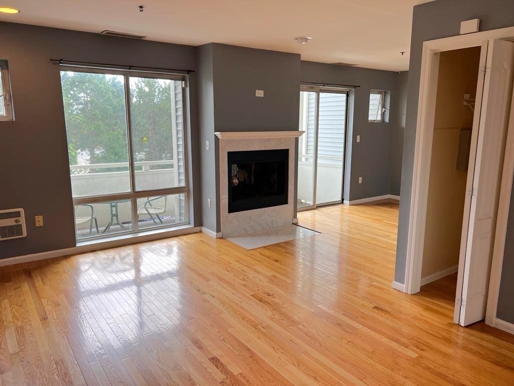 200 Falls Blvd., Quincy, Massachusetts, 2 Bedrooms Bedrooms, 4 Rooms Rooms,1.5 BathroomsBathrooms,Residential Lease,For Rent,Falls Blvd.,73403134