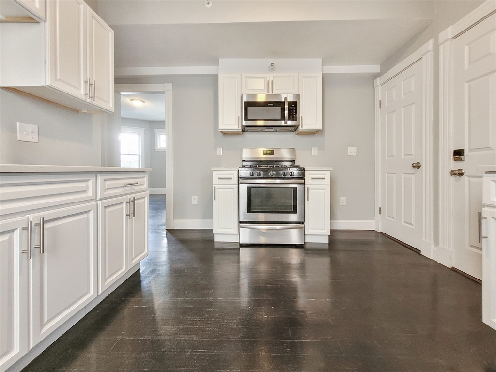 40 Fenton, Boston, Massachusetts, 3 Bedrooms Bedrooms, 5 Rooms Rooms,1 BathroomBathrooms,Residential Lease,For Rent,Fenton,73411075