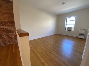 210 Hemenway St, Boston, Massachusetts, 1 Bedroom Bedrooms, 3 Rooms Rooms,1 BathroomBathrooms,Residential Lease,For Rent,Hemenway St,73403953