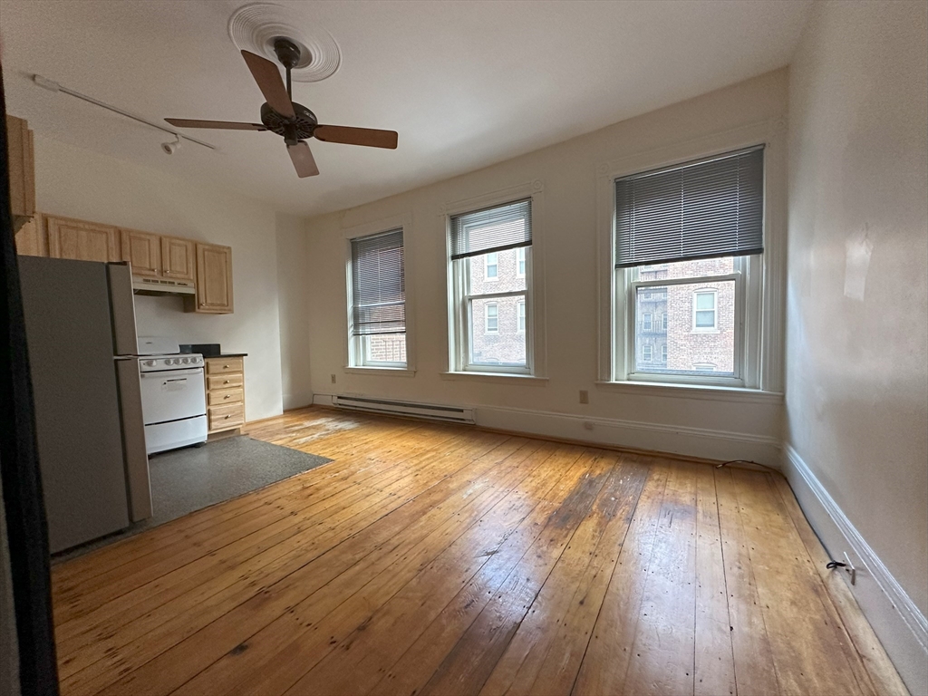 15 Symphony Rd, Boston, Massachusetts, 1 Room Rooms,1 BathroomBathrooms,Residential Lease,For Rent,Symphony Rd,73390691