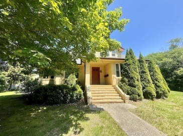 350 Plain, Braintree, Massachusetts, 1 Bedroom Bedrooms, 3 Rooms Rooms,1 BathroomBathrooms,Residential Lease,For Rent,Plain,73401881 350 Plain, Braintree, Massachusetts, 1 Bedroom Bedrooms, 3 Rooms Rooms,1 BathroomBathrooms,Residential Lease,For Rent,Plain,73401881