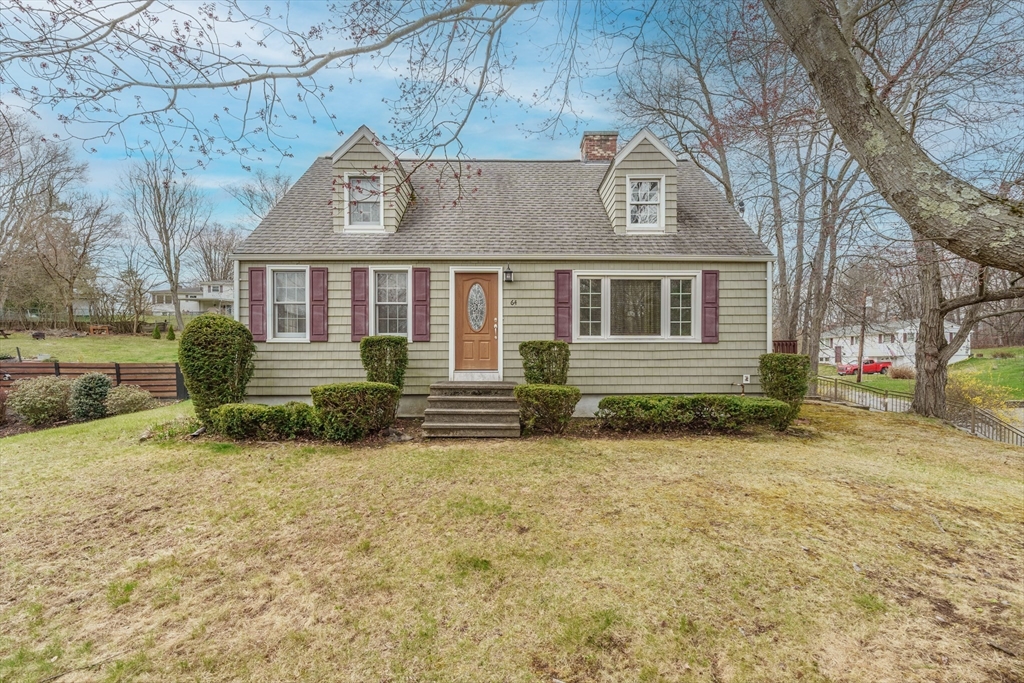 64 Bardwell St., South Hadley, Massachusetts, 4 Bedrooms Bedrooms, 7 Rooms Rooms,2 BathroomsBathrooms,Residential,For Sale,Bardwell St.,73361935