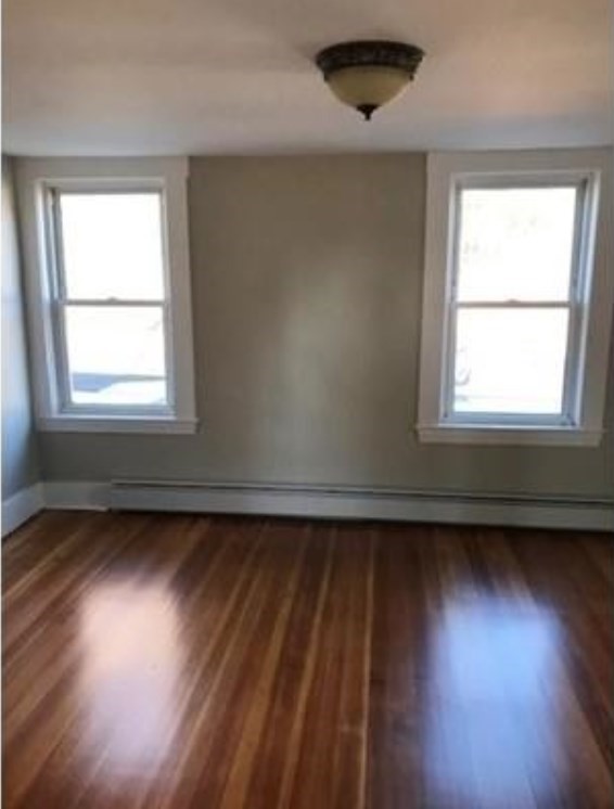 187 Beach Street, Marlborough, Massachusetts, 2 Bedrooms Bedrooms, 4 Rooms Rooms,1 BathroomBathrooms,Residential Lease,For Rent,Beach Street,73409822