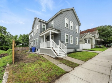 854-856 Worthington St, Springfield, Massachusetts, 6 Bedrooms Bedrooms, 12 Rooms Rooms,2 BathroomsBathrooms,Residential Income,For Sale,Worthington St,73411360