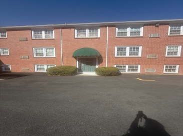 210 Hillside, Needham, Massachusetts, 2 Rooms Rooms,1 BathroomBathrooms,Residential Lease,For Rent,Hillside,73421721 210 Hillside, Needham, Massachusetts, 2 Rooms Rooms,1 BathroomBathrooms,Residential Lease,For Rent,Hillside,73421721