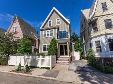 10 Tennyson St, Somerville, Massachusetts, 6 Bedrooms Bedrooms, 14 Rooms Rooms,4 BathroomsBathrooms,Residential Income,For Sale,Tennyson St,73408766