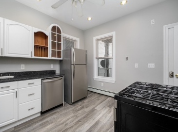 17 O St, Boston, Massachusetts, 3 Bedrooms Bedrooms, 5 Rooms Rooms,1.5 BathroomsBathrooms,Residential Lease,For Rent,O St,73356432 17 O St, Boston, Massachusetts, 3 Bedrooms Bedrooms, 5 Rooms Rooms,1.5 BathroomsBathrooms,Residential Lease,For Rent,O St,73356432