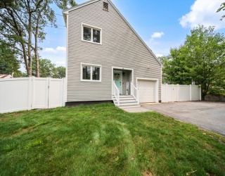 28 Ventura Cir, Nashua, New Hampshire, 4 Bedrooms Bedrooms, 8 Rooms Rooms,2 BathroomsBathrooms,Residential,For Sale,Ventura Cir,73414692