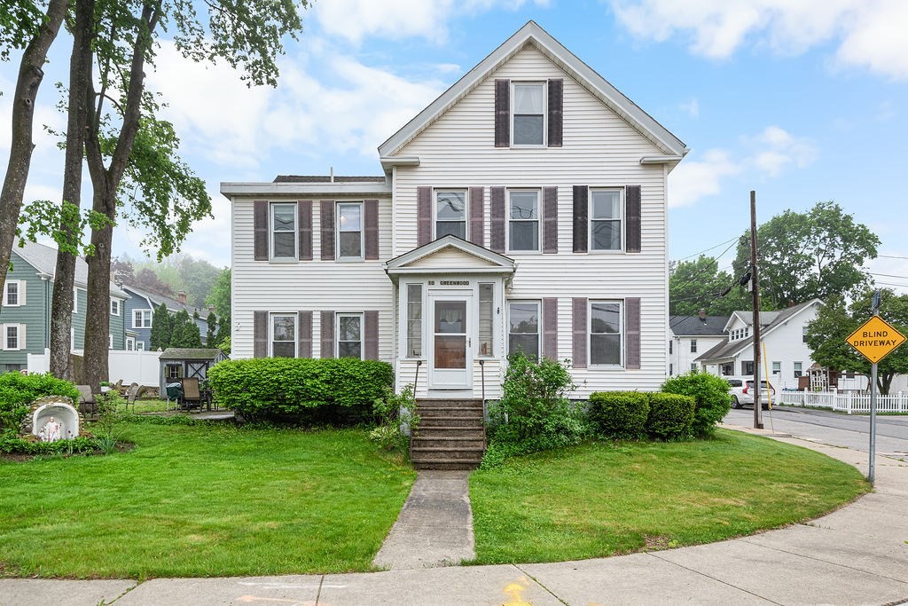 10 Greenwood Street, Marlborough, Massachusetts, 8 Bedrooms Bedrooms, 15 Rooms Rooms,3 BathroomsBathrooms,Residential Income,For Sale,Greenwood Street,73408540