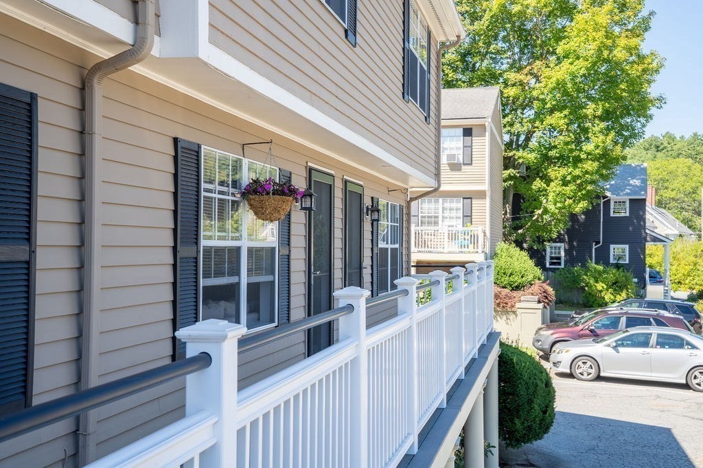 21 Desmond, Manchester, Massachusetts, 2 Bedrooms Bedrooms, 4 Rooms Rooms,1 BathroomBathrooms,Residential Lease,For Rent,Desmond,73425227