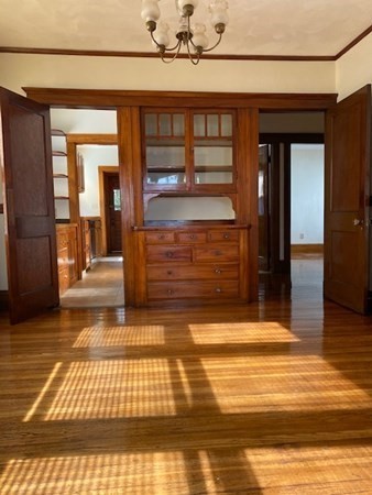 48 Brooks Ave, Arlington, Massachusetts, 2 Bedrooms Bedrooms, 4 Rooms Rooms,1 BathroomBathrooms,Residential Lease,For Rent,Brooks Ave,73366031