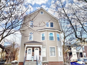 49 Prospect St, Springfield, Massachusetts, 9 Bedrooms Bedrooms, 15 Rooms Rooms,3 BathroomsBathrooms,Residential Income,For Sale,Prospect St,73410362