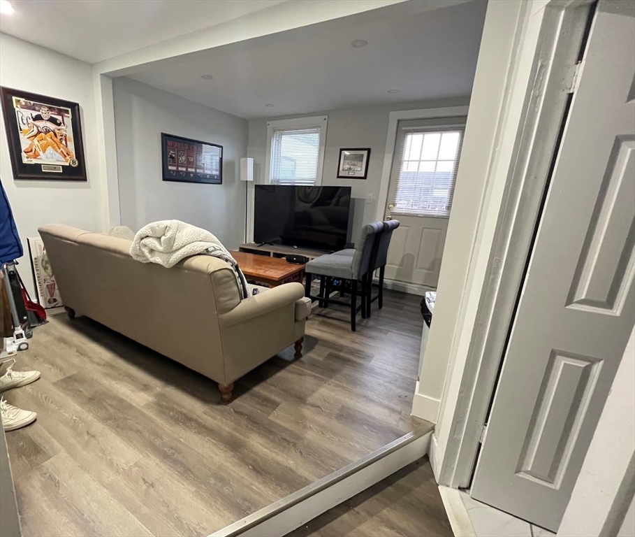 351 East 8th St, Boston, Massachusetts, 3 Bedrooms Bedrooms, 4 Rooms Rooms,1 BathroomBathrooms,Residential Lease,For Rent,East 8th St,73346972